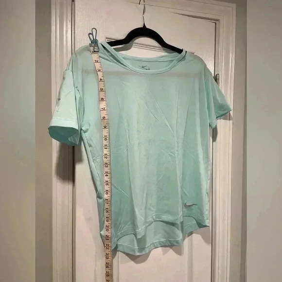 Nike Women’s Seafoam Dri-Fit Short Sleeve Slash Collar Logo Tee Size Small - Picture 4 of 9